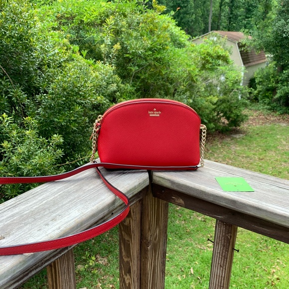 kate spade Handbags - NWT kate spade cameron street hilli crossbody bag